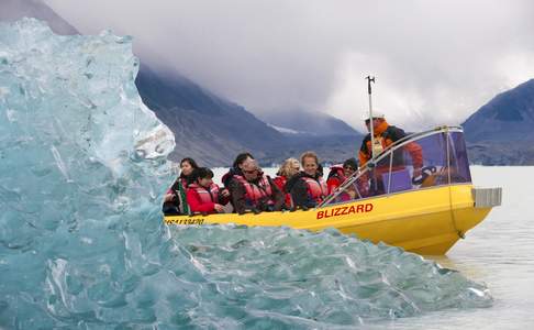 Tasman Glacier Lake - Mount Cook