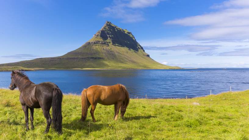 Kirkjufell mountain