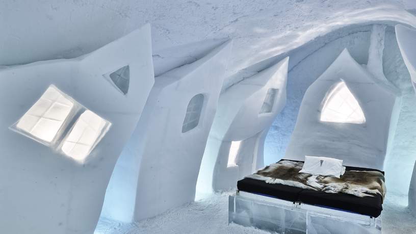 Een onvergetelijke ervaring: slapen in het eerste ijshotel ter wereld